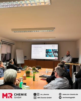 What a great event at the Düsseldorf working group of the DGZfP! Our colleague Roman Dörn (New Business Development) had the opportunity to present the crack luminescence process with AI support for the development of an SHM process - and we are very pleased about the great interest.

A big thank you to the DGZfP for the great organization and of course to all participants for the exciting questions, the open exchange and the many inspiring discussions. It is precisely events like this that show how important joint thinking and technical progress are for the future of non-destructive testing.

We are taking away many exciting ideas and are already looking forward to the next opportunities to share new technologies and ideas.
__________

Was für eine tolle Veranstaltung beim Arbeitskreis Düsseldorf der DGZfP! Unser Kollege Roman Dörn (New Business Development) hatte die Gelegenheit, das Risslumineszenzverfahren mit KI-Unterstützung zur Entwicklung eines SHM-Verfahrens vorzustellen – und wir freuen uns riesig über das große Interesse.

Ein großes Dankeschön an die DGZfP für die großartige Organisation und natürlich an alle Teilnehmer für die spannenden Fragen, den offenen Austausch und die vielen inspirierenden Gespräche. Genau solche Events zeigen, wie wichtig gemeinsames Weiterdenken und technischer Fortschritt für die Zukunft der zerstörungsfreien Prüfung sind.

Wir nehmen viele spannende Impulse mit und freuen uns schon auf die nächsten Gelegenheiten, neue Technologien und Ideen zu teilen.

#mrchemie #riluminati #dgzfp #workinggroupdüsseldorf